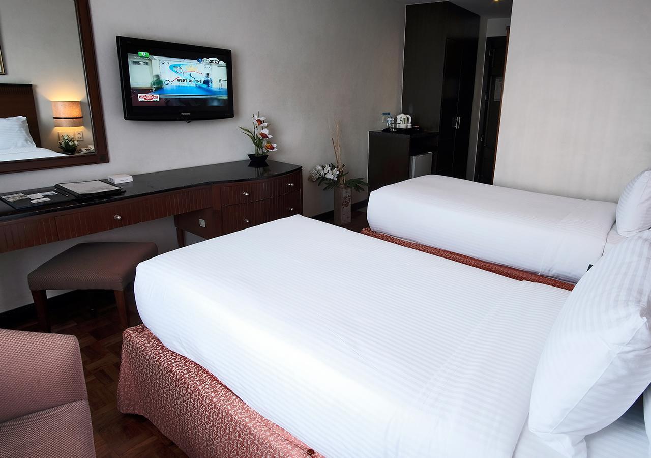 Fersal Neptune Makati Hotel