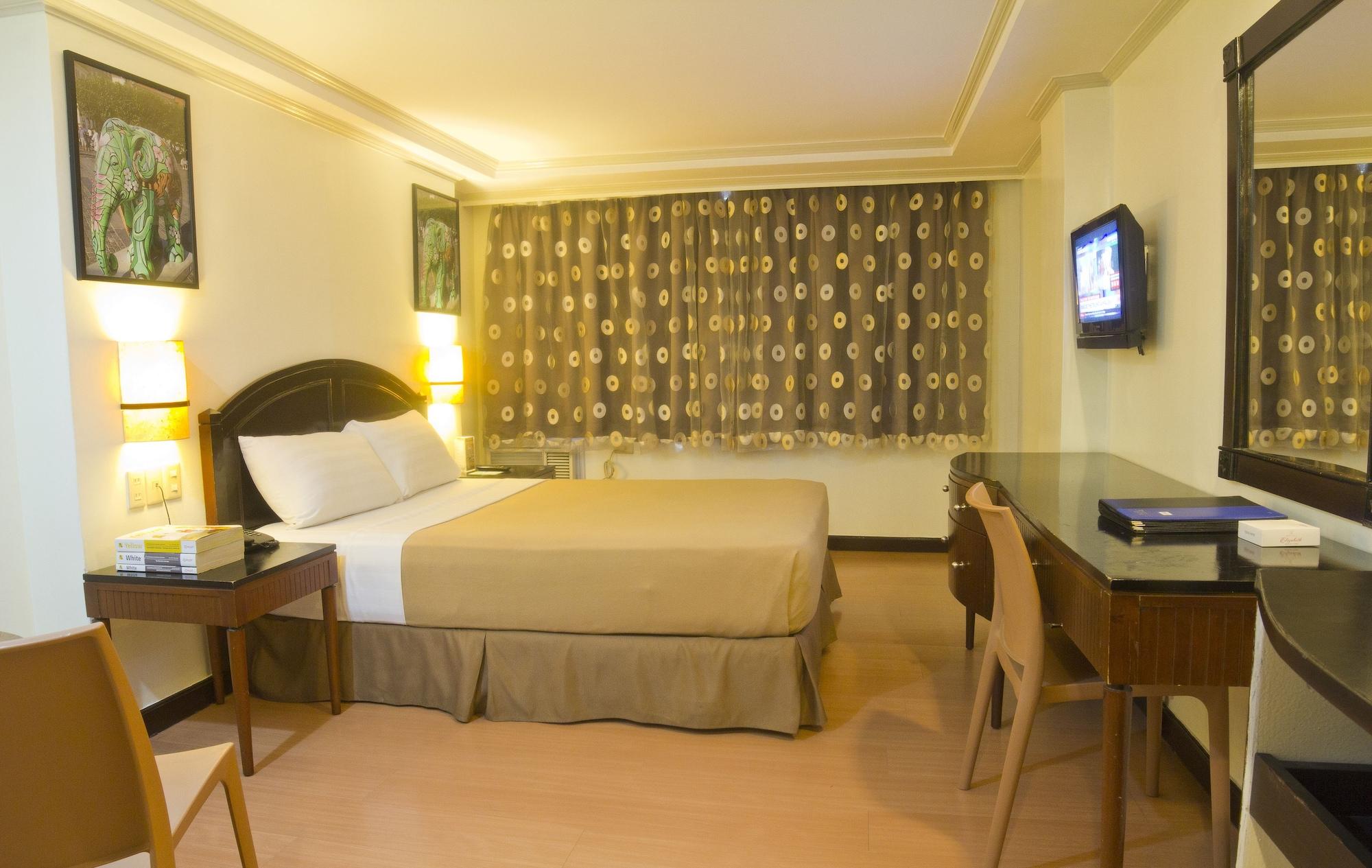Fersal Neptune Makati 3* Makati City