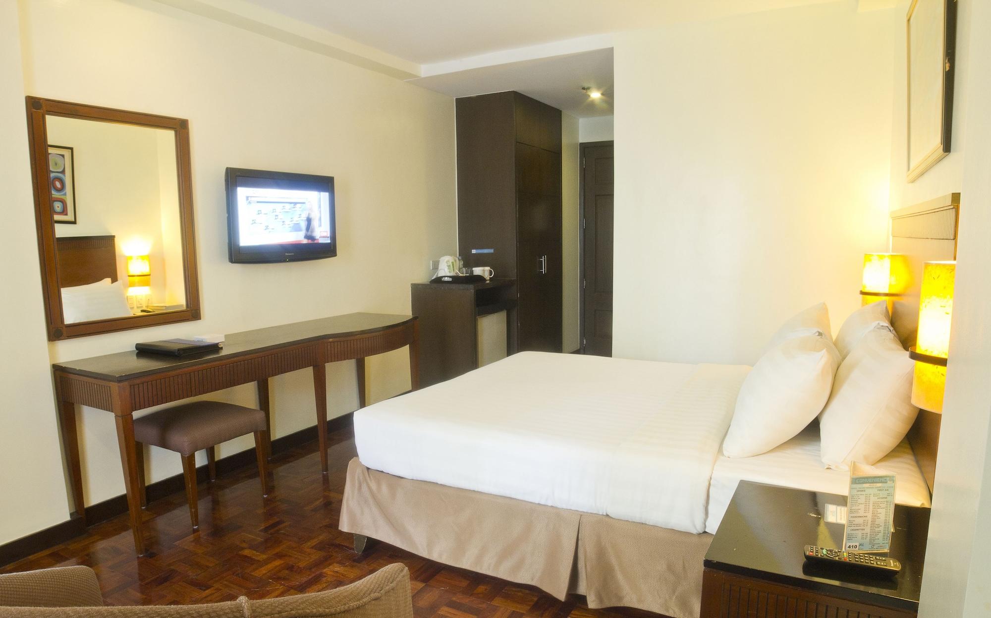 Hotel Fersal Neptune Makati