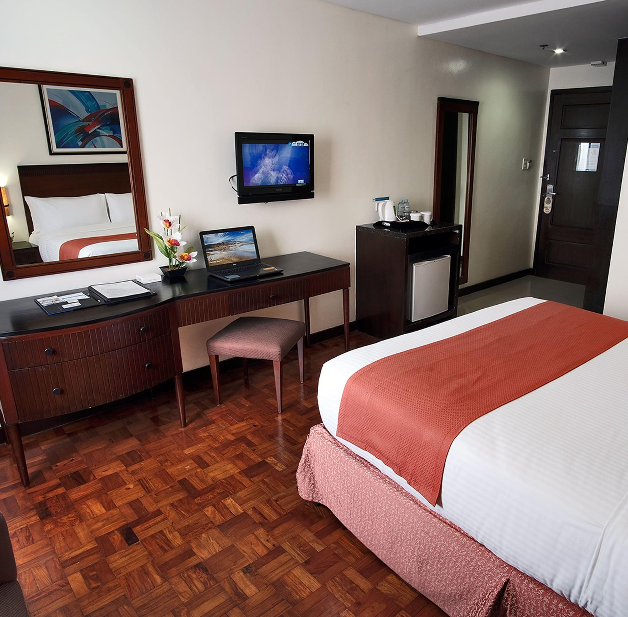 Fersal Neptune Makati Hotel Makati City